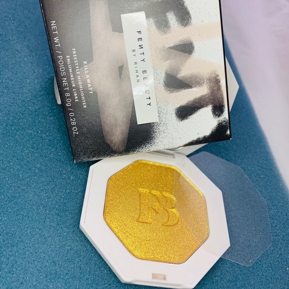 HIGHLIGHTER!!! KILLAWATT FENTY BEAUTY🔥🔥 - Picture 2 of 4